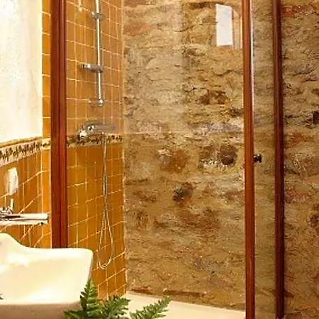 Rusticae El Anadio 3*